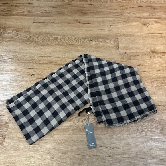 Eileen Fisher Accessories - Eileen Fisher brown checkered scarf NWT